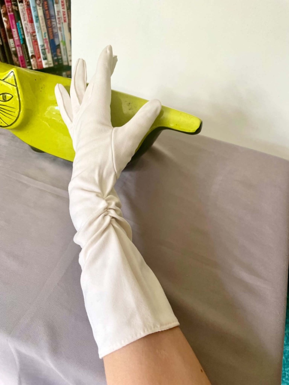 Vintage Retro Ivory Elbow Length Gloves Ruch Opera Audrey Hepburn